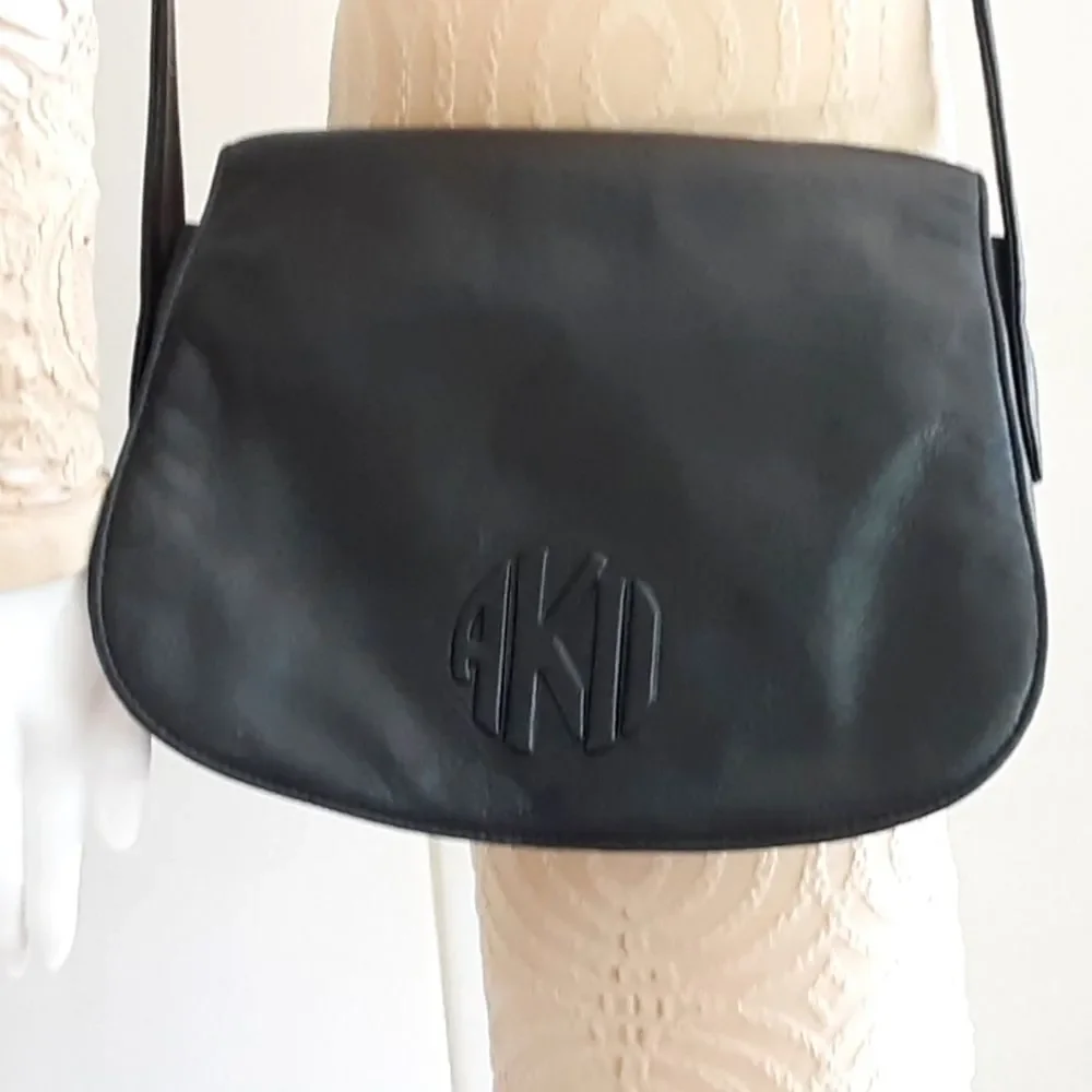 ANNE KLEIN II Logo Black Leather Fold-Over Flap Shoulder Crossbody Bag-Vtg 90's